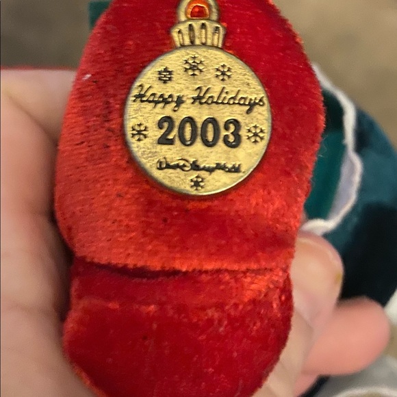 Mickey Mouse and Minnie Duffy Christmas Walt Disney World beanies 2003 with tags - Picture 11 of 14